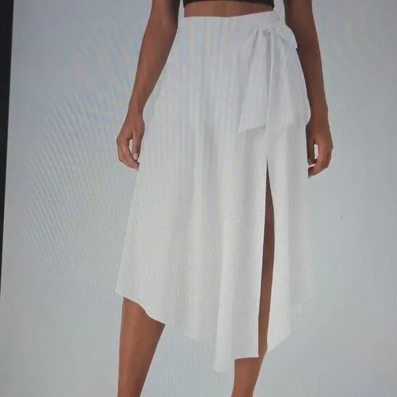 XLARGE HALARA BREEZEFUL 2 IN 1 TIE SPLIT QUICK DRY FLOWY SKIRT - Picture 1 of 9